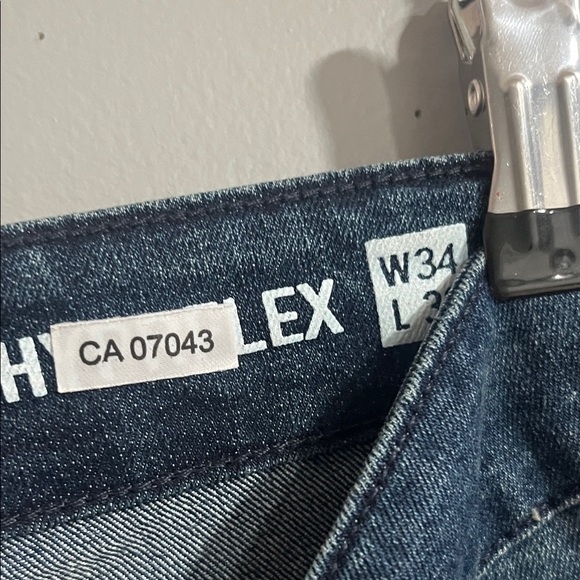 WXYZ Men’s Slim Fit Jeans 34x32 - Picture 2 of 9